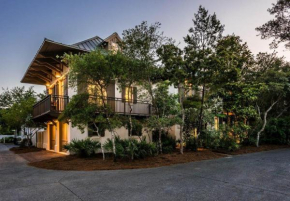 Belize Carriage House